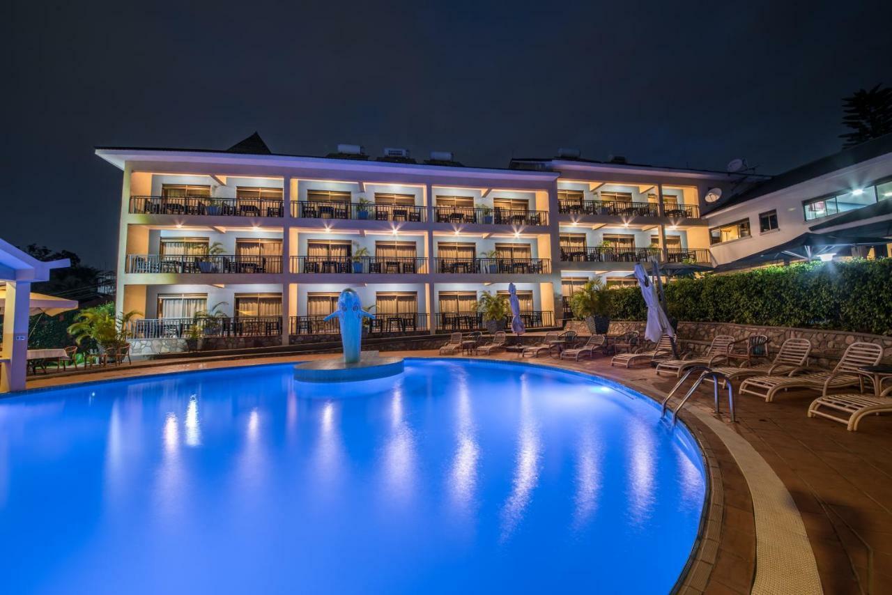 Dolphin Suites Kampala Ngoại thất bức ảnh